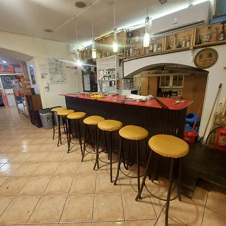 Whole Basement Former Pub3 For Bachelor / Bachelorette Party Διαμέρισμα Βουδαπέστη