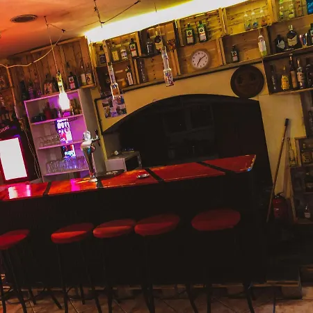 Апартаменты Whole Basement Former Pub3 For Bachelor / Bachelorette Party