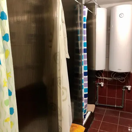 Whole Basement Former Pub3 For Bachelor / Bachelorette Party Appartement