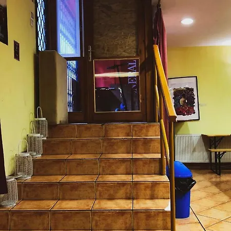 Whole Basement Former Pub3 For Bachelor / Bachelorette Party Apartmán