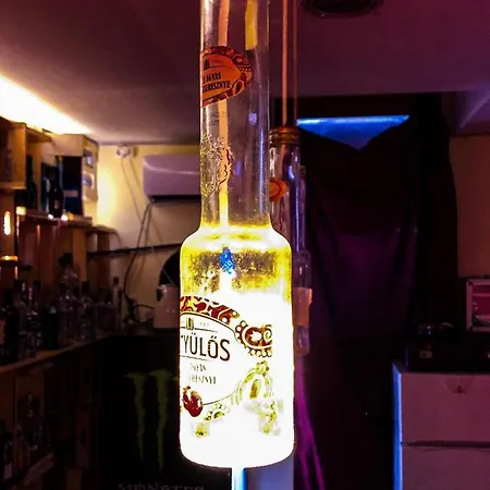 Whole Basement Former Pub3 For Bachelor / Bachelorette Party Apartmán *