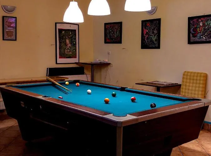 Whole Basement Former Pub3 For Bachelor / Bachelorette Party Апартаменты Будапешт