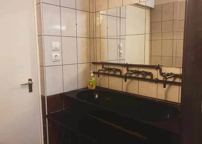 Whole Basement Former Pub3 For Bachelor / Bachelorette Party Апартаменты Будапешт