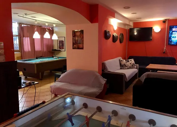 Whole Basement Former Pub3 For Bachelor / Bachelorette Party アパート *